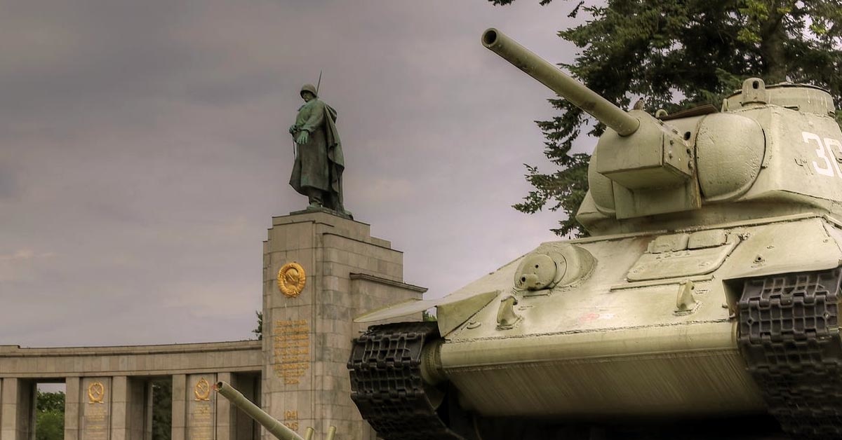 These rebels fought Soviet tanks with dish soap and jam