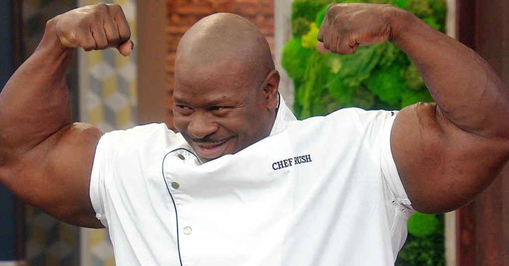 Slade Rushing Chef The White House Chef does 2,222 pushups a day for veterans