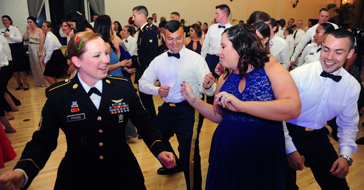 10 strange stats about military spouses