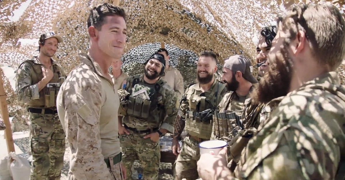 Hollywood honors the behind-the-scenes liaison who makes military movies happen